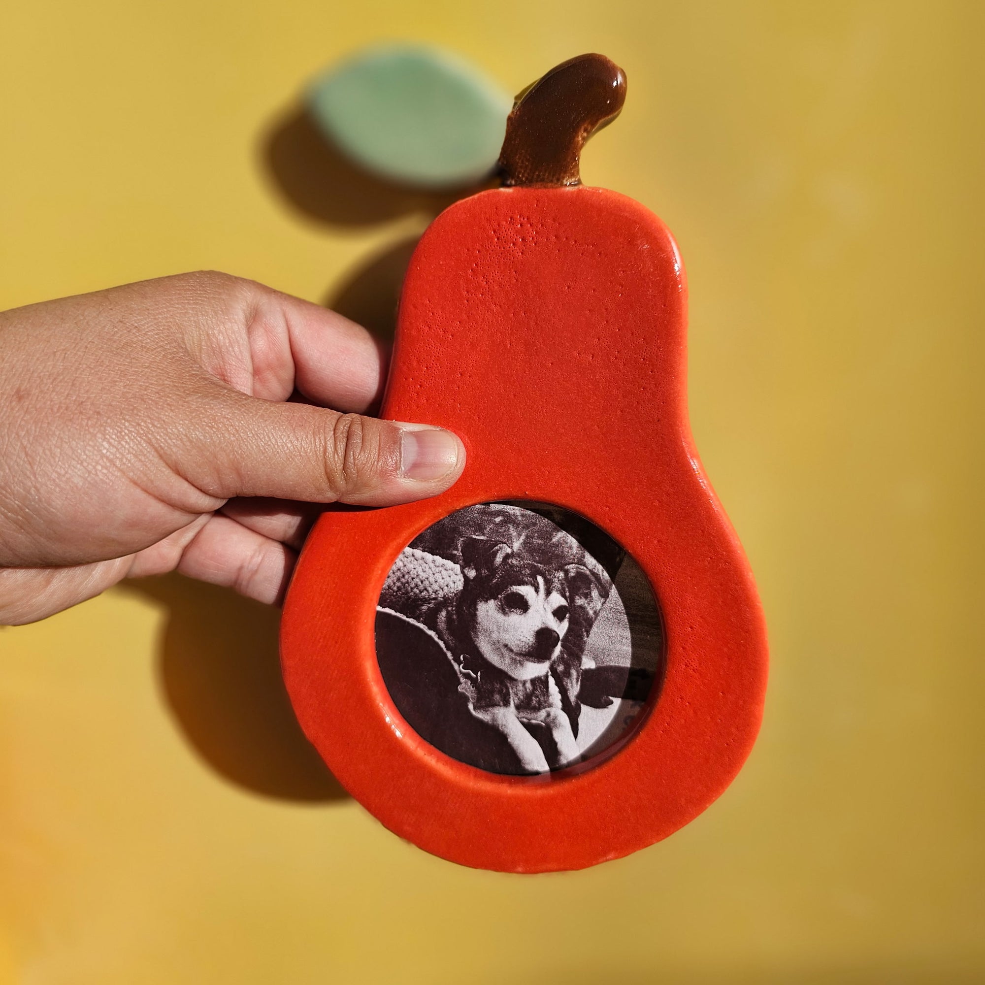 PEAR PICTURE FRAME