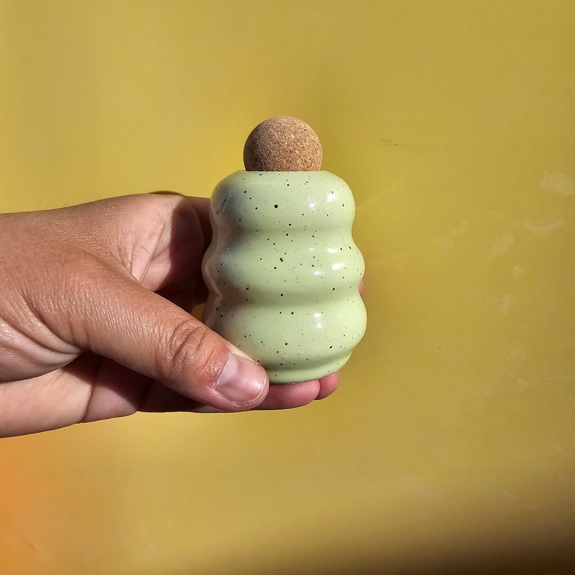 MINTY SPECKLED TRIPPY MATCH STRIKER