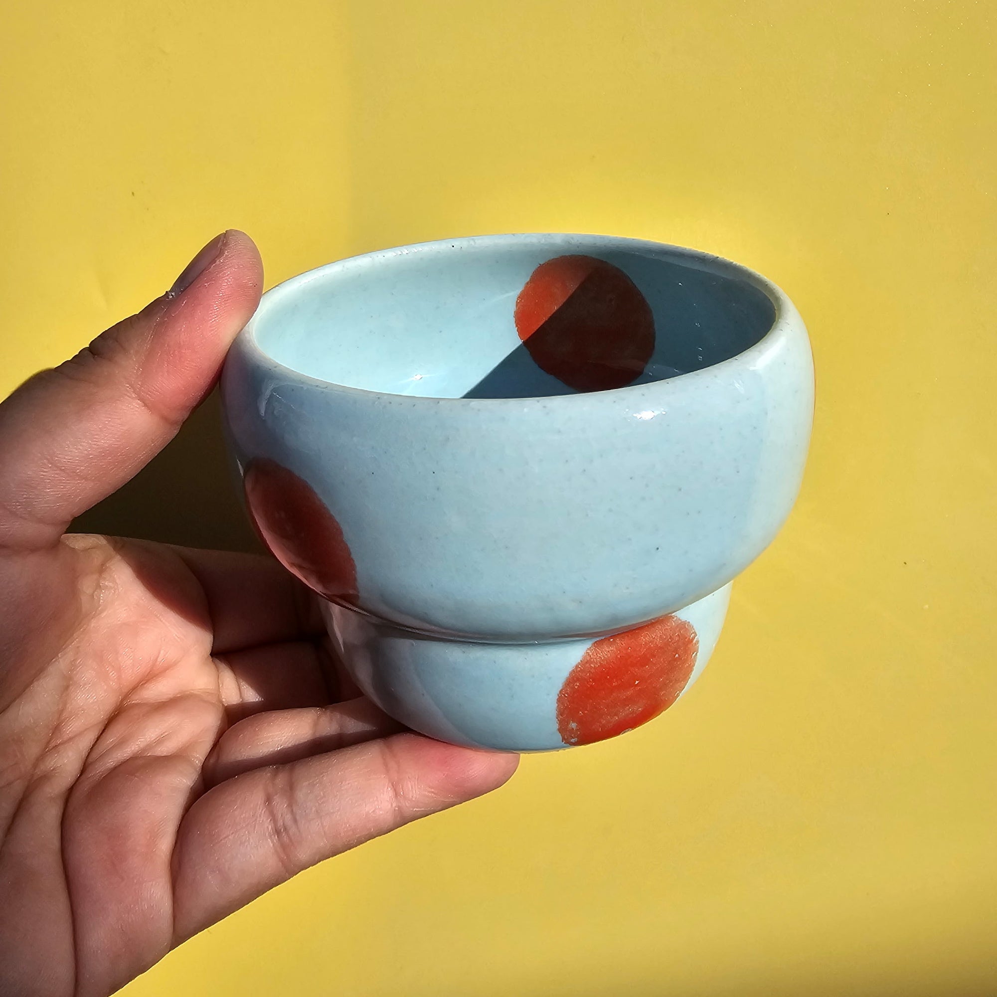 BLUE SKY POLKADOT WAVY CUP