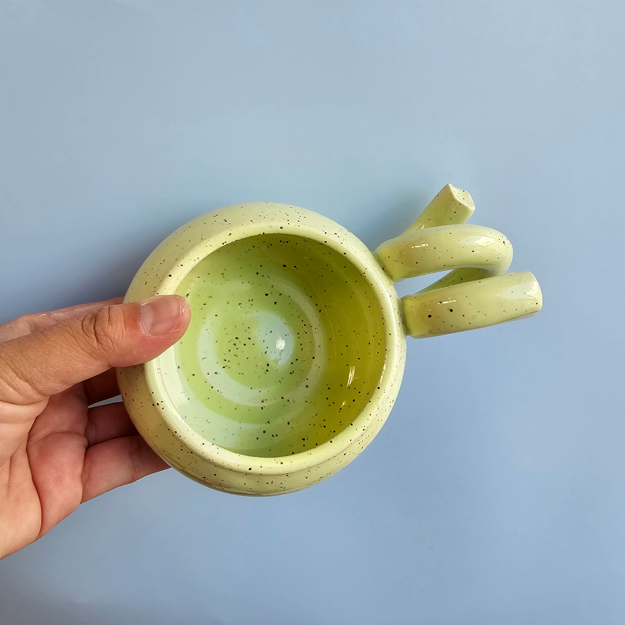 MINTY SHALLOW SPRING SPECKLED MUG