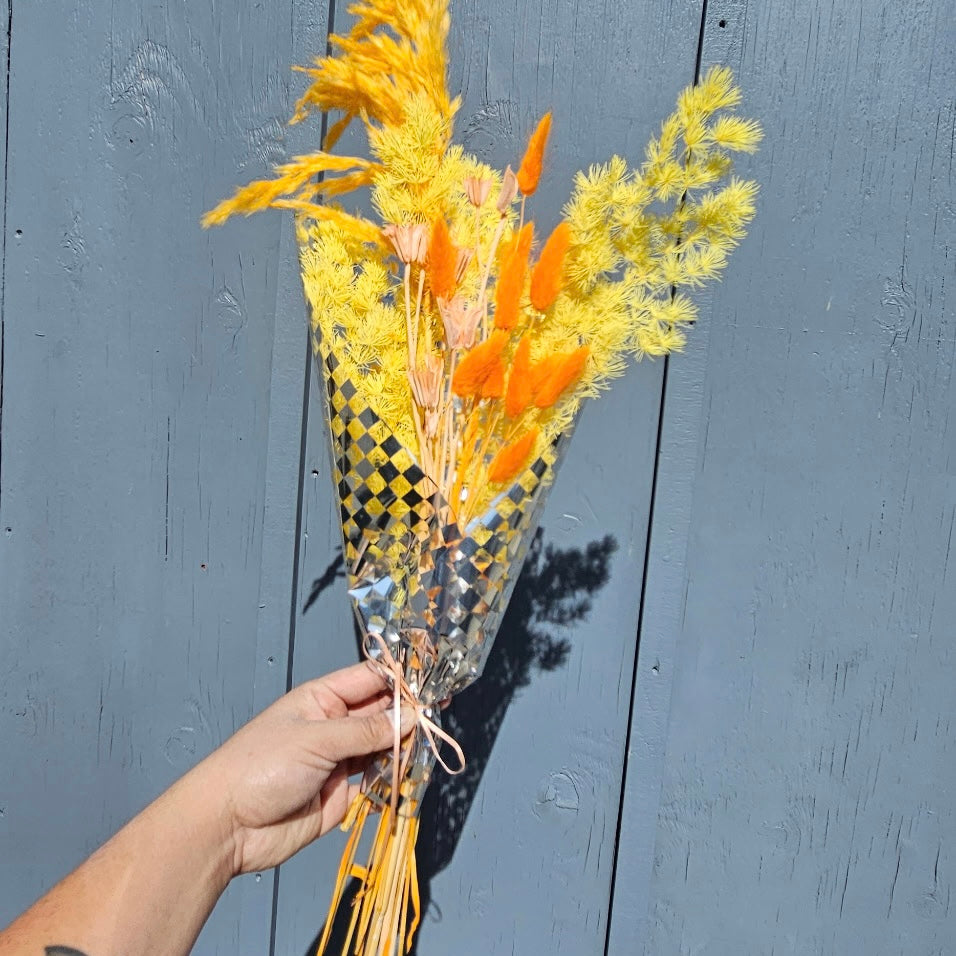 EVERYBODY LOVES THE SUNSHINE DRIED BOUQUET!