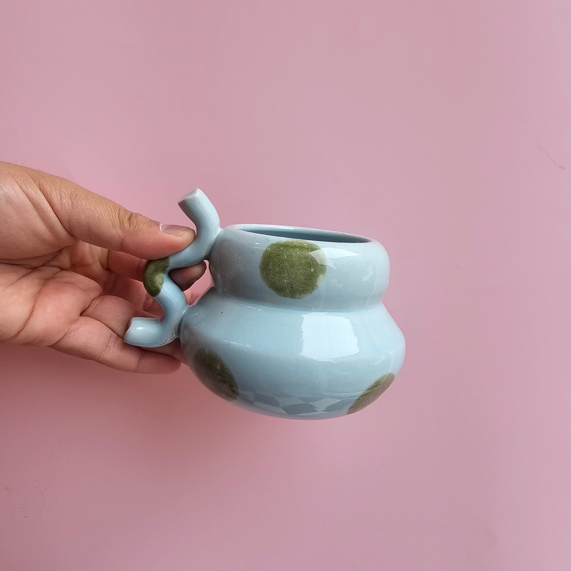 EARTH UFO MUG DOTS